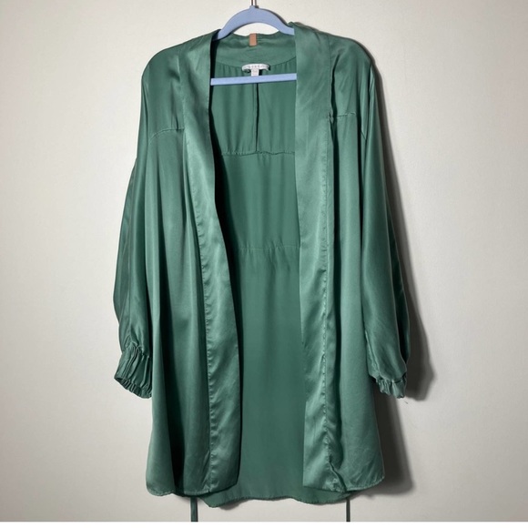 Lunya- washable silk robe- drowsy olive L/XL - Picture 2 of 2